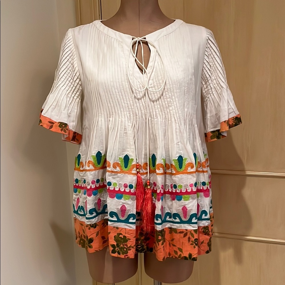 HEMANT & NANDITA Boho Peasant Silk/Cotton Embroidered Pleat Tassel Keyhole Top S